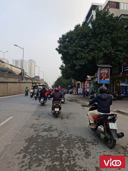 cho thuê nhà mặt phố Nguyễn Văn Lộc, Hà Đông, Hà Nội. 95m5 tầng lô góc mặt tiền đẹp nhà mới vỉa hè