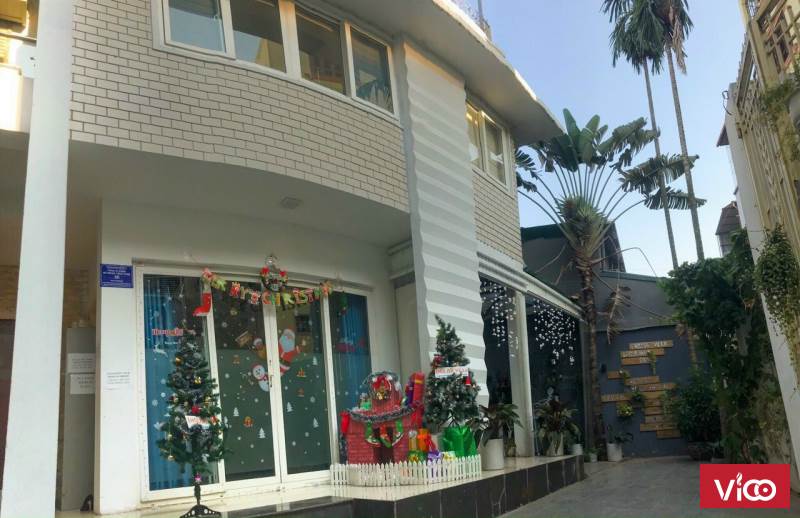 Cần bán Biệt thự sân vườn Âu Cơ Tây Hồ, GARA ôtô, Dt 240m2, 3T, Mt15m X 16tỷ.