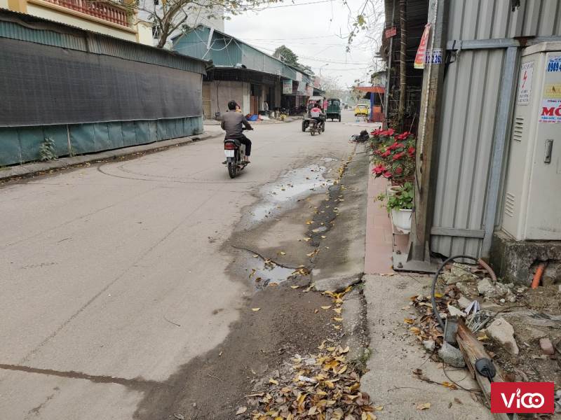 MÌNH CẦN B Á N MẢNH ĐẤT TUYỆT ĐẸP NHÌN RA HỒ THOÁNG SÁNG VĨNH VIỄN CẠNH SÂN