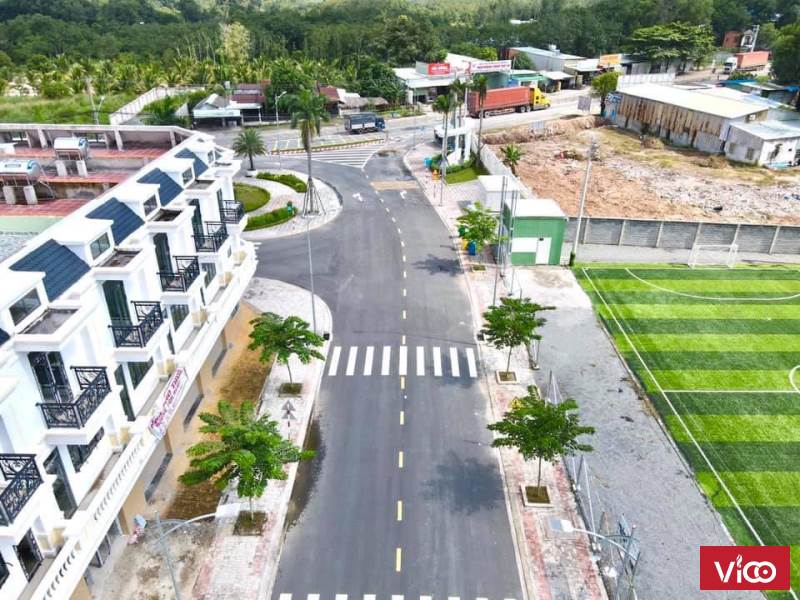 Ngay công vietsing phú chánh giá 1 tỷ 8