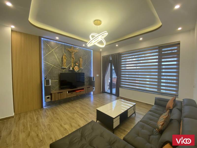 BÁN NHÀ ĐẸP MỚI XÂY TẠI TRUNG TÂM THÀNH PHỐ ĐÀ LẠT