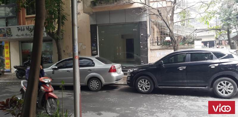 Chính chủ cho thuê tầng 1 nhà ở làm văn phòng/ công ty/siêu thị mini (Nhà 2 mặt đường cách đường