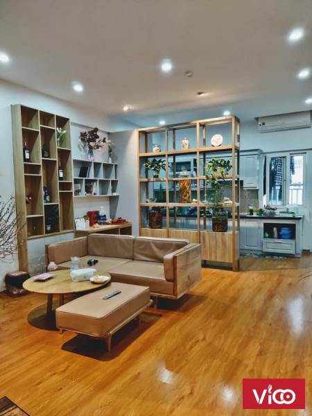 Bán nhà đẹp ở luôn Trần Quốc Vượng, Dịch Vọng, HN 46m2 5 tầng sổ nở hậu, nhỉnh 4 tỷ