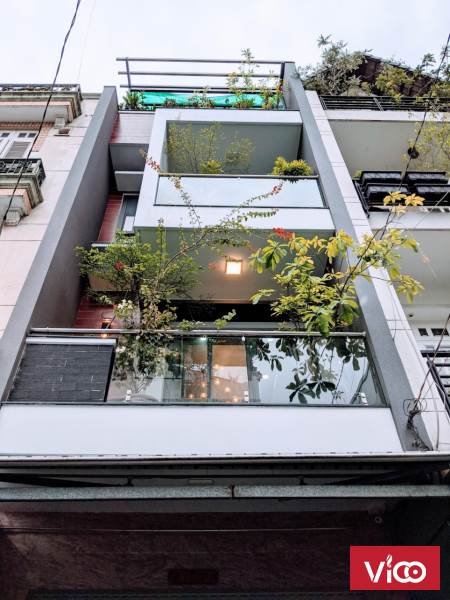 Bán nhà HXH Hương Lộ 2, chủ bán gấp chia tài sản, 4 tầng nhỉnh 5 tỷ