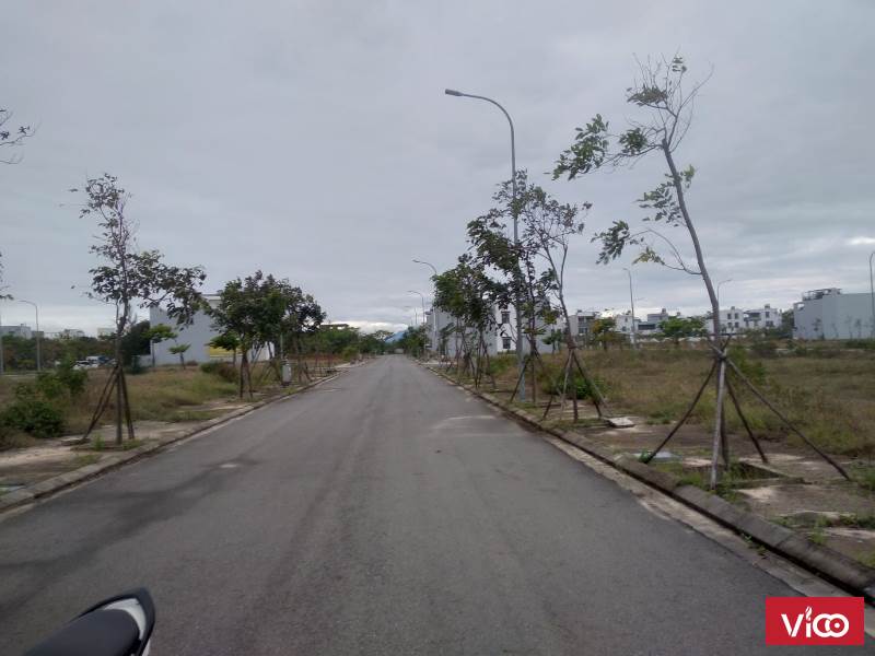Lô 90m2 view trục thông giá thấp nhất thị trường khu V5 của FPT