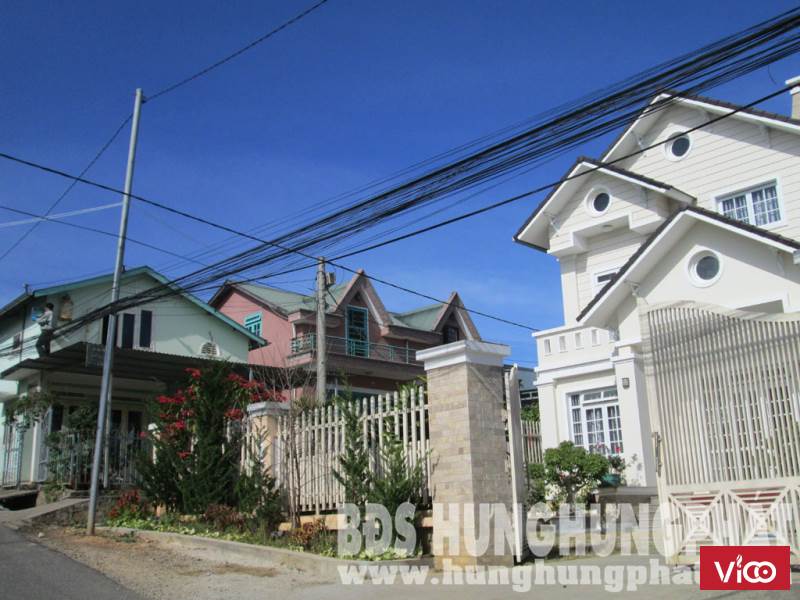 Cần bán gấp căn nhà liên kế tại đường Lý Thường Kiệt P.09 Tp. Đà Lạt.