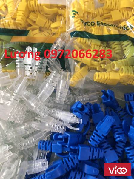 Đầu chụp mạng Cat6 màu xanh vàng trắng trong commscope