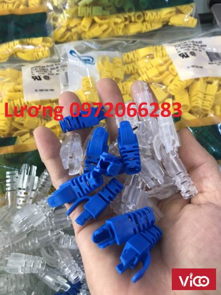 Đầu chụp mạng Cat6 màu xanh vàng trắng trong commscope