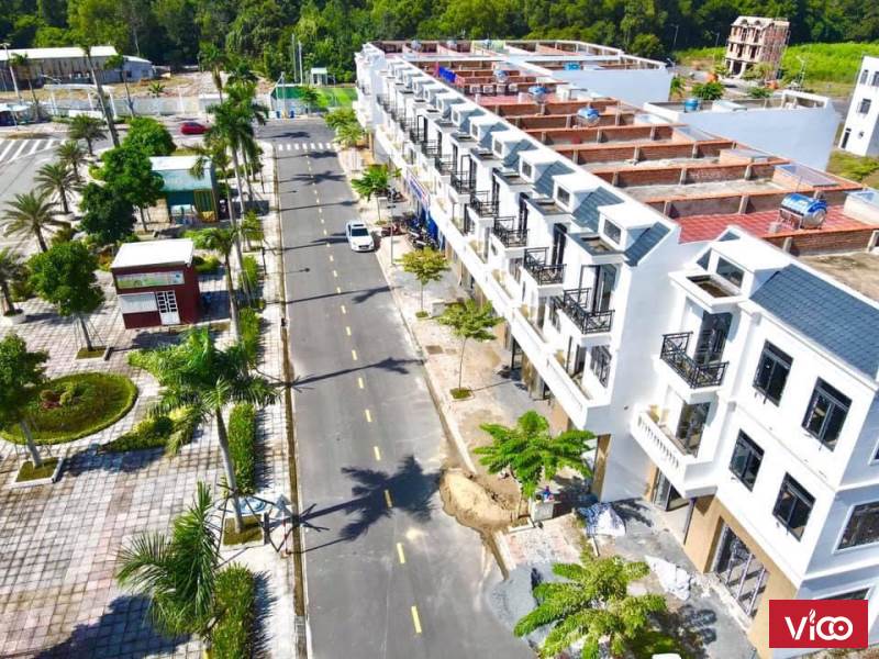 Vị trí Nằm ngay trung tâm Phú Chánh, thị xã Tân Uyên.