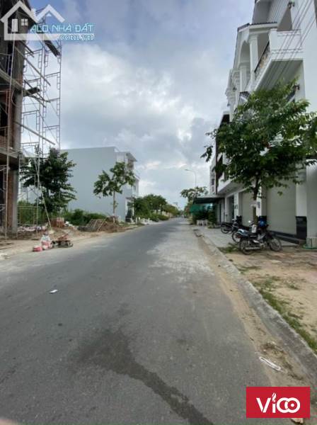 BÁN ĐẤT NGAY CHỢ LAI UYÊN GIÁ CHỈ 720 TRIỆU
