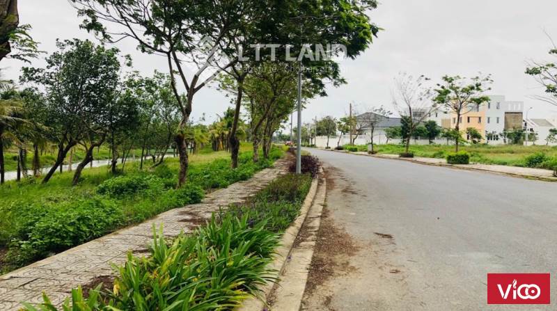 Chủ cần bán Siêu phẩm 2 mặt tiền FPT Đà Nẵng