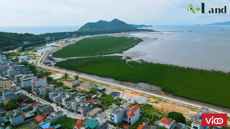 Chính chủ bán đất nền thổ cư trên trục chính Trung tâm xã Quan Lạn