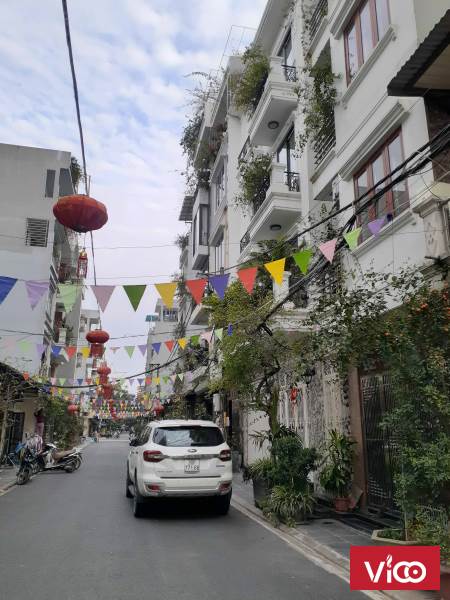 Bán nhà Thanh Am, 72m2 x 5 tầng, giá 7.9 tỷ, Phân Lô, ô tô tránh, vỉa hè