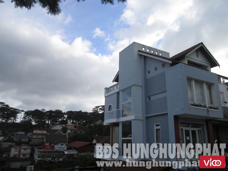 Cần bán nhà ngay trung tâm ,gần hồ Xuân Hương