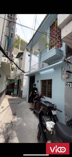 Cho thuê nhà nguyên căn CMT8