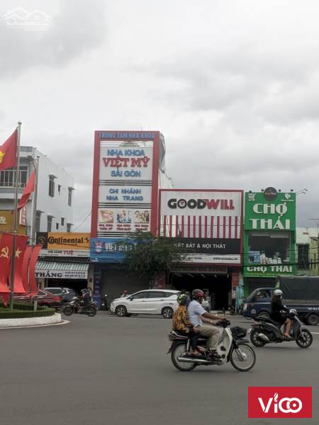 Chính chủ bán hoặc cho thuê nhà mặt tiền đường Thái Nguyên, P. Phước Tân, Nha Trang