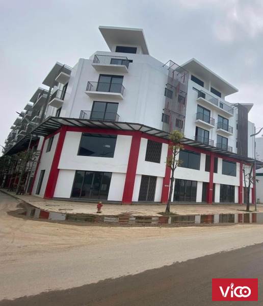 bán liền kề khai sơn hill lô góc 168 m2 5 tầng view hồ điều hoà 36 tỷ