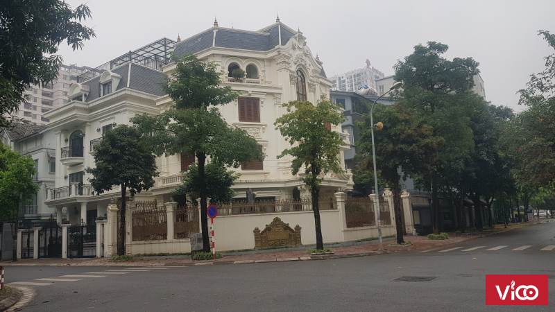 Nhà đẹp tầng hầm lô góc khu DT mới Dịch Vọng Cầu Giấy 65 tỷ.