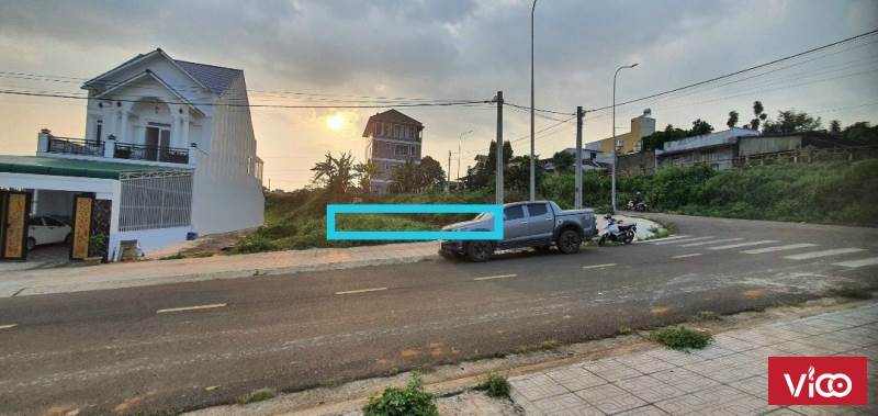 đất siêu nóng giá bỏng tay ngya trung tâm thành phố