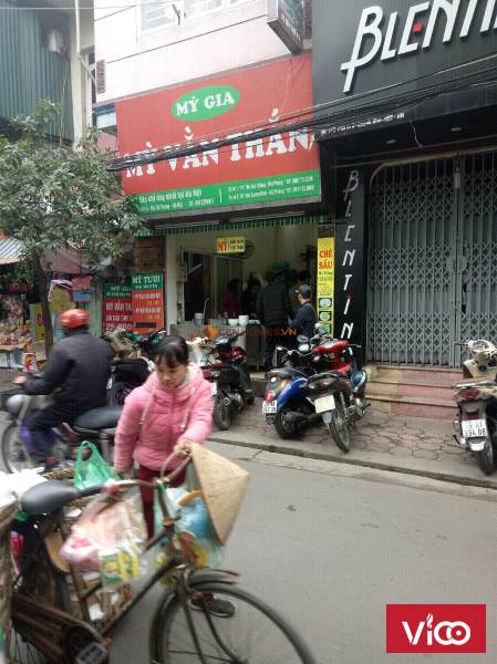 Chính chủ cho thuê cửa hàng tại 111 phố 83, Hai Bà Trưng DT50m2 Giá 11tr/th LH 0977134582