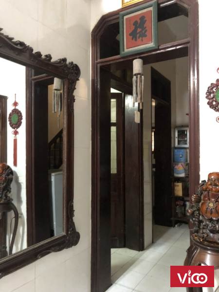 Bán nhà gấp Hoàng Quốc Việt 168 m2, mặt tiền 12 m, giá 16,4 tỷ.