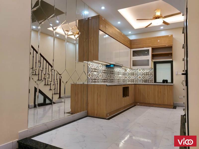 BÁN NHÀ NGÕ HÀO NAM ĐỐNG ĐA TẶNG NỘI THẤT NGÕ RỘNG NHIỀU TIỆN ÍCH