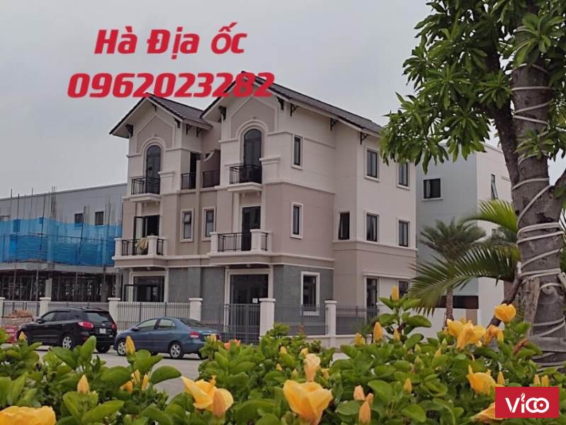 Bán đất tặng nhà tiện ích đầy đủ , vị trí đắc địa. Giá rẻ nhất VBB