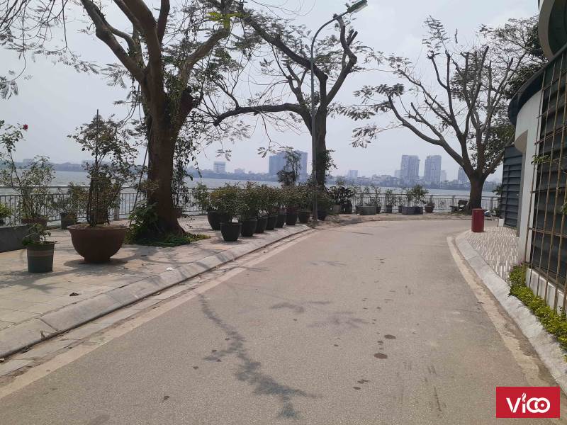 Biệt thự Hồ Tây, 126m2 x 5T x MT10m, giá 54 tỷ, Vượng khí nhiều lộc, Gara ô tô