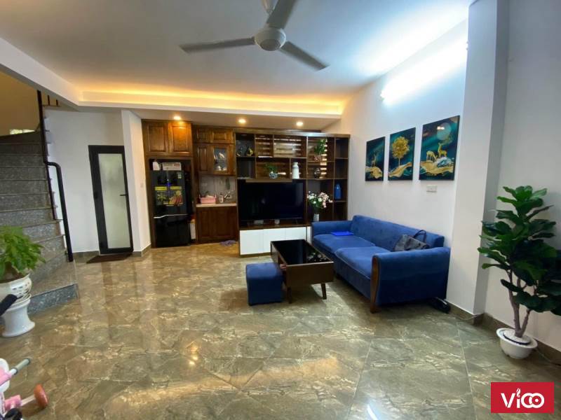 CẦN BÁN GẤP NHÀ CẦU GIẤY SIÊU HIẾM NHANH MỚI KỊP. Diện tích 32m 3 ngủ, giá chỉ 3.2 tỷ. Lh