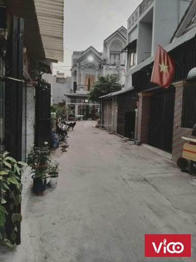 Tôi bán nhanh lô đất gần trường Lý Thái Tổ.