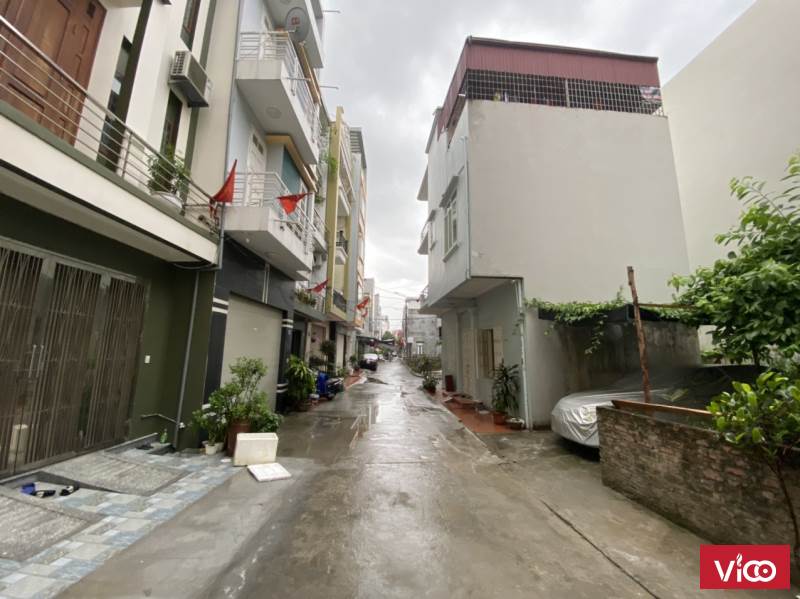 Nhà 4 tầng ngõ 193 Văn cao