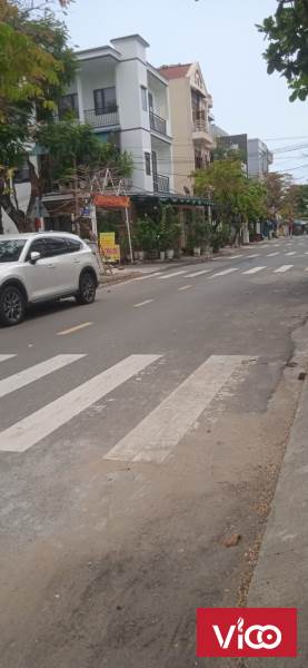 CỰC HOT Nhà Chính Chủ , Đoàn Nguyên Tuấn Diện tích 100m x 2 tầng, mặt tiền 5.5.m.