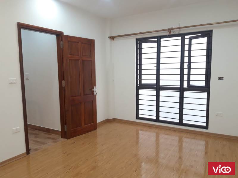 Ô tô gần nhà đẹp Ngọc Thụy Long Biên nhỉnh 3 tỷ 5T MT5 ở sướng