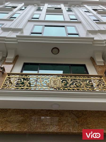 Bán Khách Sạn Hai Mặt Tiền Hồ Nghinh, Sơn Trà, 10 tầng, 1000m2, Chỉ 33 tỷ.