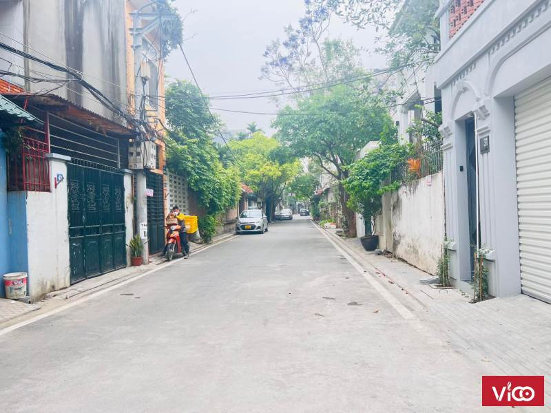 Bán đất phố Tư Đình, 157m2 x MT 6.3m, giá 17.8 tỷ, Ngõ ô tô tải tránh, 2 thoáng trước sau