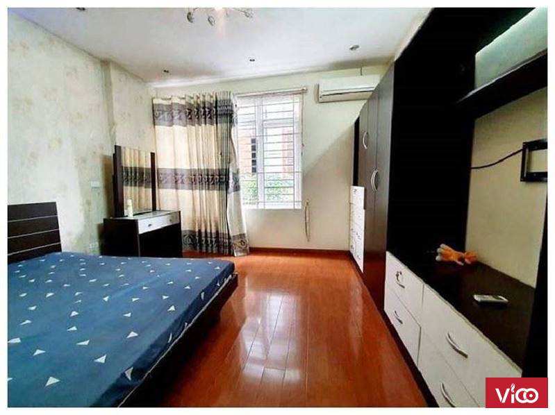 HOT Bán nhà chính chủ phố Đống Đa sầm uất, 4 tầng, 6 phòng ngủ, dòng tiền có sẵn, 0919051718