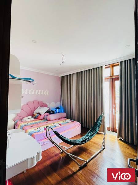 Bán Biệt thự Võ Trường Toản An Phú Quận 2 , kế bên Vincom Thảo Điền Ngang 10m x 15m , giá 45 tỷ TL