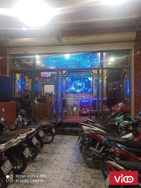 Bán nhà 1 trệt 2 lầu và quán karaoke