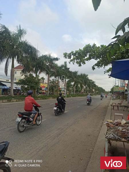 Bán nhà 1 trệt 2 lầu và quán karaoke