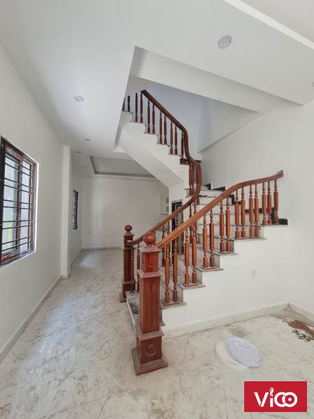 Bán nhà xây mới Đình Đông