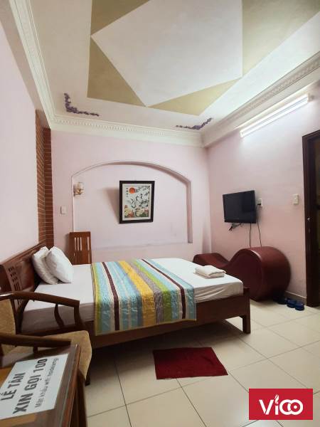 Bán nhà nghỉ hoàng quốc việt 7 tầng 12 phòng 12,3 tỷ, DT 100 triệu/ tháng