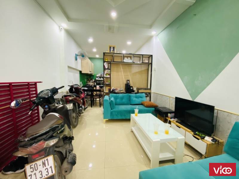 Nhà Nở Hậu, Hẻm 3 Gác Thông, 40m2 Chỉ 3.1 Tỷ TL, Thống Nhất GV.
