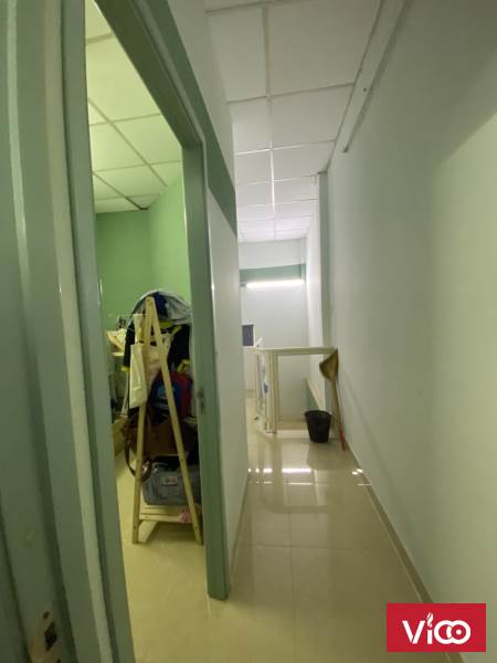 Nhà Nở Hậu, Hẻm 3 Gác Thông, 40m2 Chỉ 3.1 Tỷ TL, Thống Nhất GV.