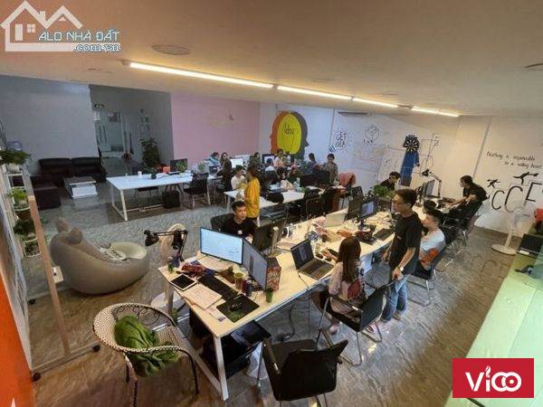 Cho thuê văn phòng sàn 190m2 35tr/tháng khu Hoàng Quốc Việt Cầu Giấy(4)