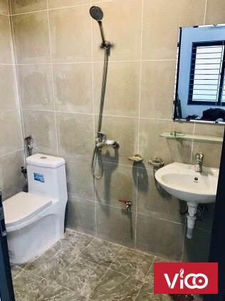 Cho thuê phòng 30m2, khép kín, đủ tiện nghi ngõ 127/23 phố Hào Nam, quận Đống Đa.