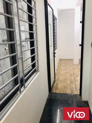 Cho thuê phòng 30m2, khép kín, đủ tiện nghi ngõ 127/23 phố Hào Nam, quận Đống Đa.