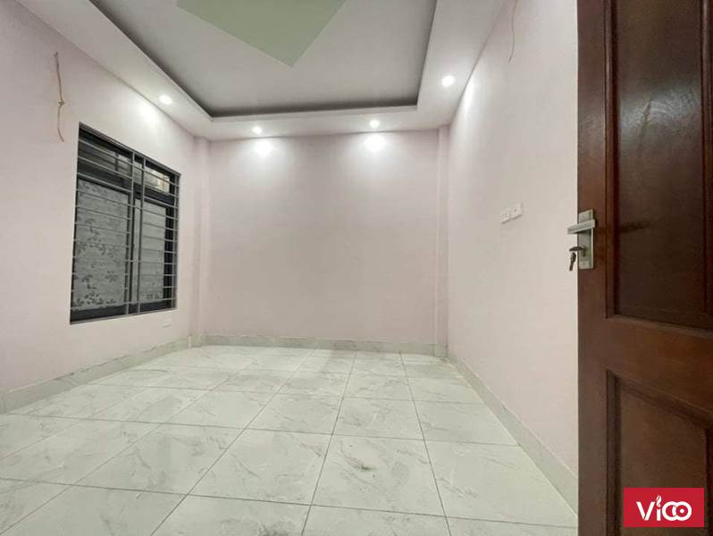 Bán nhà mặt phố Tựu Liệt Thanh Trì 40m2x5 tầng 4.56 tỷ Kinh Doanh