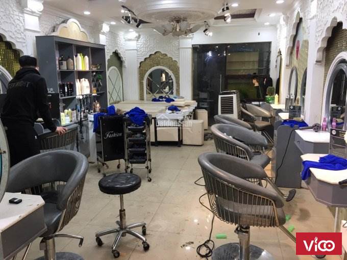 Cho thuê nhà 45m2 tầng1 MT 6m2 25tr/th mặt phố Khâm Thiên Đống Đa