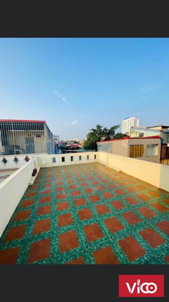 Bán nhà lô góc 4 tầng 3 mặt thoáng Trần Nguyên Hãn