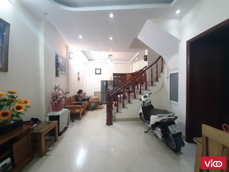 Chủ nhà nhờ bán gấp nhà Khương Đình Thanh Xuân 40m2 x 4 Tầng, Lô góc 2 thoáng vĩnh viễn 4 tỷ.